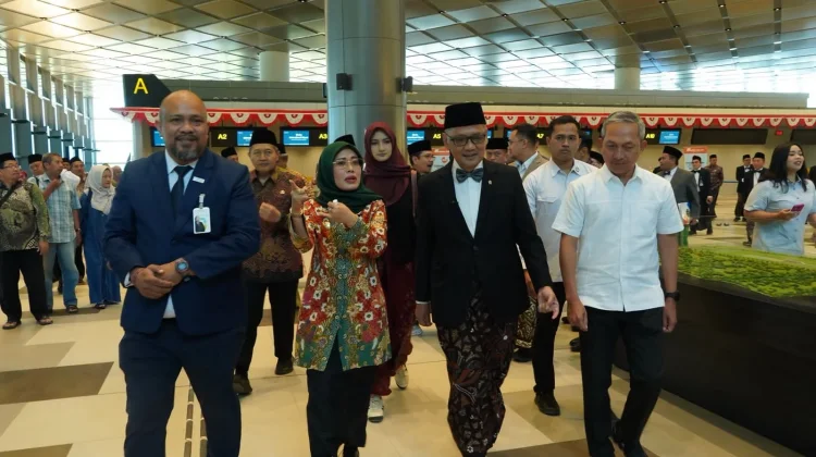 Wujudkan Hotel Haji, Pemkab Kediri Serahkan Lahan 5,9 Hektare kepada Kemenhaj
