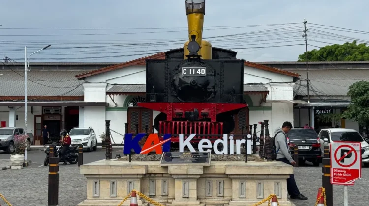 Karnaval Kelurahan Balowerti, KAI Imbau Penumpang Kediri Berangkat Awal