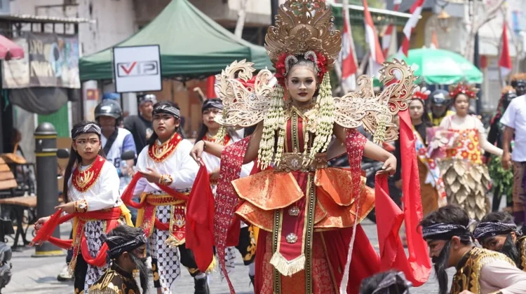Karnaval Budaya Balowerti Magnet Baru Kota Kediri