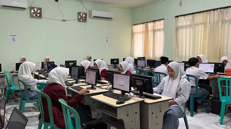 Minat Kompetisi Akademik Tinggi, OMI Jombang Diikuti 1.671 Siswa