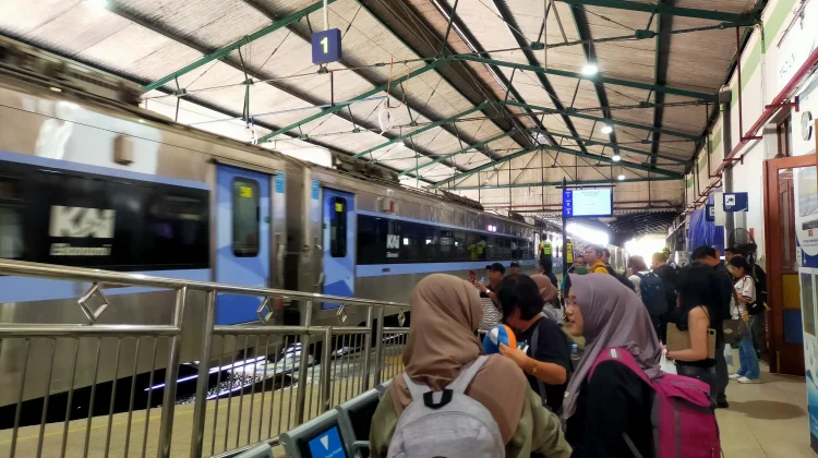 Dampak Gempa M6,5, Dua KA Tujuan Madiun Alami Keterlambatan