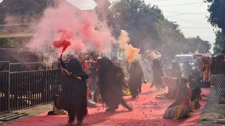 KRENCENG SUPERSHOW 2026, Pesona Budaya Desa, Wujud Kreativitas dan Kebersamaan