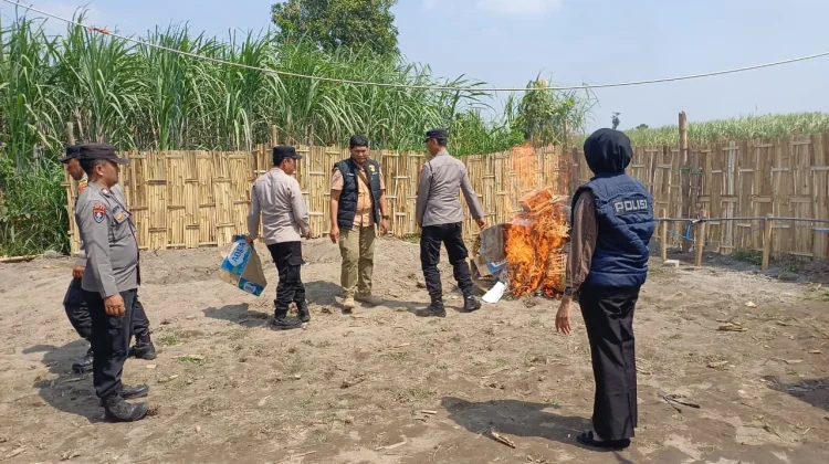 Polsek Kandat Gerebek Lokasi Dugaan Sabung Ayam