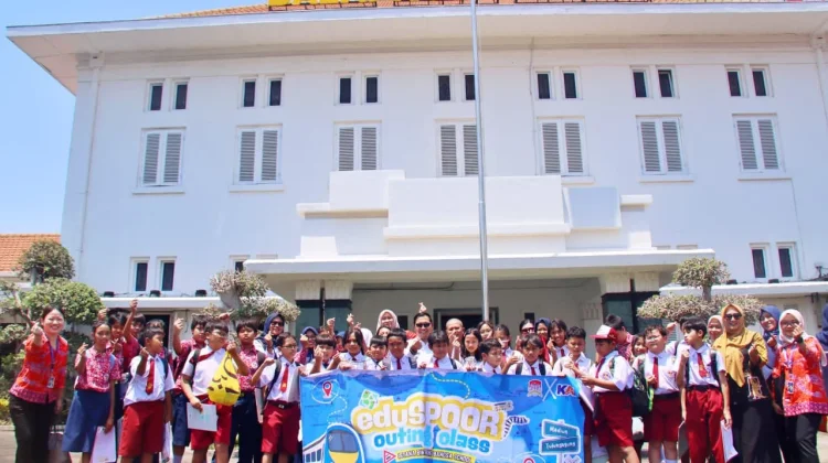 Naik KA Malabar, Pelajar Tulungagung Belajar Keselamatan dan Sejarah Kota Madiun