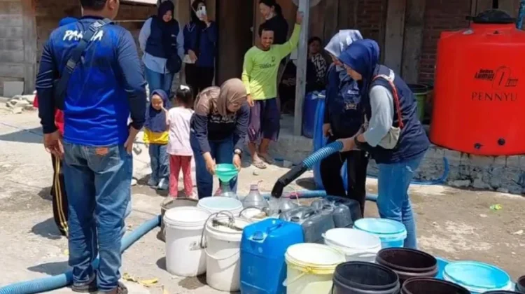 Kemarau Panjang Picu Krisis Air Bersih di Lengkong Lor Nganjuk