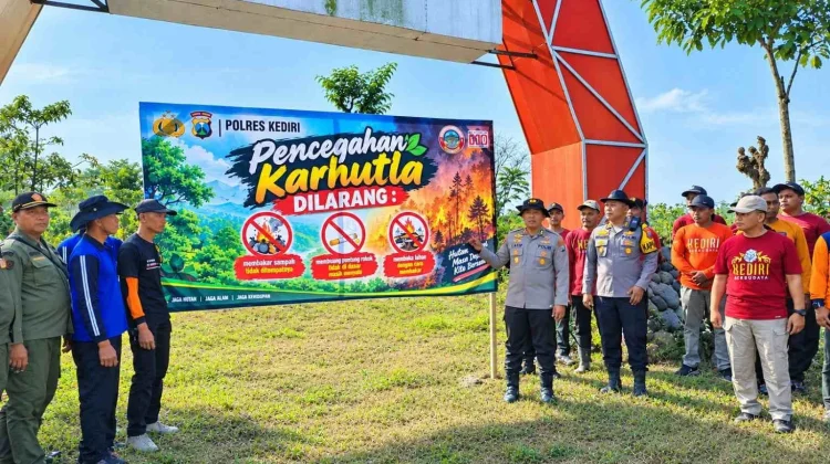 Siaga di Lereng Kelud, Polres Kediri Kerahkan Ratusan Relawan Cegah Karhutla