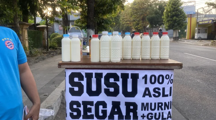 Cerita di Balik Perjalanan Jualan Susu Segar ke Pare