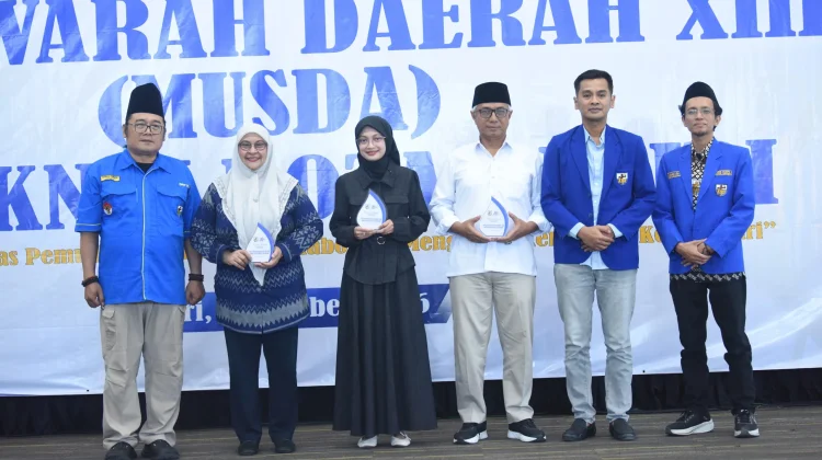 Mbak Wali Dorong KNPI Kota Kediri Lahirkan Gagasan dan Aksi Nyata Pemuda