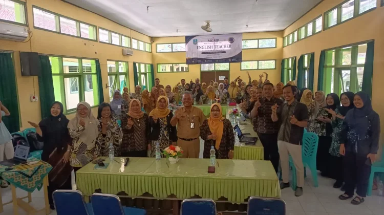 MGMP Bahasa Inggris Kabupaten Kediri Siapkan Strategi Dongkrak Hasil TKA