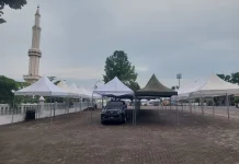 Ratusan Stan Meriahkan Bazaar Takjil Ramadan Masjid An-Nuur