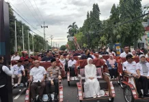Tingkatkan Kesejahteraan Warga, Wali Kota Kediri Salurkan 200 Becak Listrik