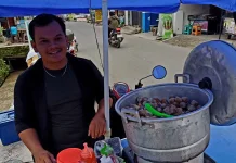 Raih Berkah Rezeki Ramadan, TikToker Jualan Cilok Ndeso