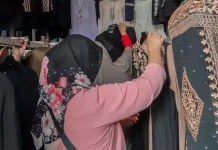 Dua Pekan Ramadan, Penjualan Busana Muslim di Jombang Mulai Naik