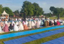 Ratusan Warga Purworejo, Kediri Ikuti Salat Idulfitri
