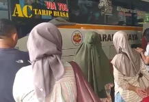Penumpang Padati Bus Tujuan Surabaya di Terminal Tamanan Kediri