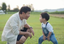 Kind and Firm Parenting Perkuat Karakter Anak