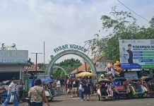 Libur Panjang Paskah, Pasar Ngasem Jogja Banjir Pengunjung