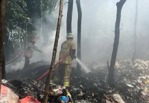 Gudang Rosok di Plosoklaten Terbakar, Satu Orang Luka
