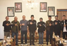Vinanda Ziarah dan Riding Bareng Gus Iqdam serta Komunitas Motor