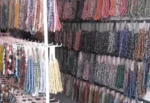 Musim Haji, Lonjakan Pesanan Tasbih Dongkrak UMKM Jombang