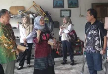 Resmi Dibuka, Bengkel Kursi Roda Bantu Disabilitas Kediri
