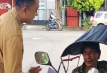 Peduli Warga Kurang Mampu, AMPI Kota Kediri Berbagi Amplop Kebahagiaan
