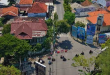 Terdampak Pembangunan Drainase Proyek Tol, Dishub Kota Kediri Tutup Jalan Kawi
