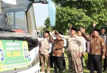 Menhaj RI Berangkatkan Jemaah Haji Jombang Kloter 62 & 63
