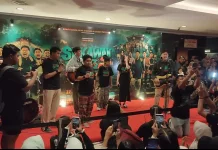 Artis Film Sekawan Limo 2 Sapa Ratusan Penggemar di Kediri