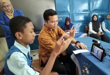 Tim Peneliti UNP Kediri Gelar Pengujian Kamus BIMA di SLB Dharma Wanita Grogol
