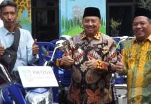 Optimalkan Pelayanan, Kelurahan Jombatan Terima Sembilan Kendaraan Operasional