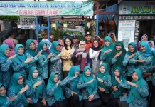 Penuhi Pangan Keluarga, Menteri PPPA RI Apresiasi  Kawasan P2L Desa Tertek Kediri