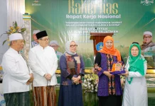 Gubernur Khofifah dan Menteri PPPA: Perempuan Tarekat Ujung Tombak Keluarga