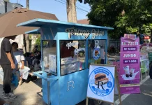 Dari Buruh Pabrik beralih pedagang Terang Bulan