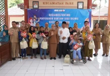 Pemkab Kediri Salurkan Bantuan Susu untuk Tekan Stunting
