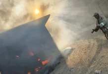 Pabrik Kayu di Darungan Pare, Terbakar