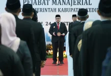Ratusan Pejabat Dilantik, Bupati Kediri Minta Pejabat Tidak Merasa Aman