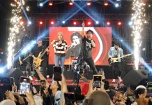 Charly Setia Band Meriahkan Puncak Festival Omah Sawah