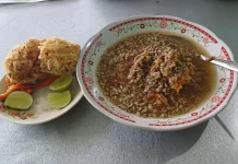 Lontong Kupang Sidoarjo Manjakan Lidah Pecinta Kuliner Ekstrem Kediri