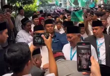 Ribuan Santri Tebuireng Sambut Gus Kikin usai Terpilih Menjadi Ketum PBNU