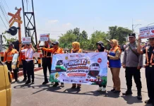 Tekan Kecelakaan di Perlintasan, KAI Daop 7 Edukasi Pengendara