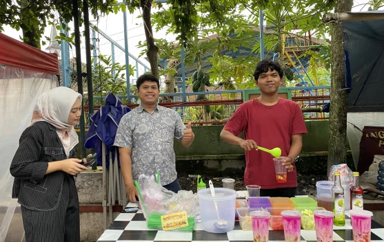 Cuaca Ekstrem, Omzet Pedagang Takjil di Boyolali Terdampak