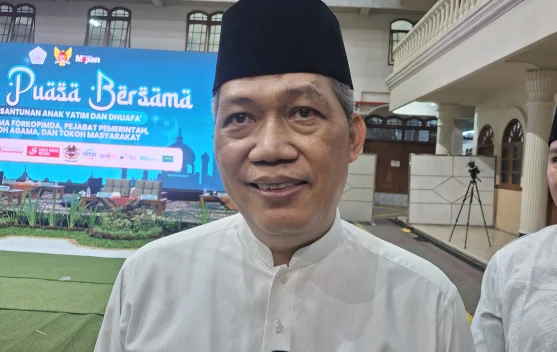 Ratusan Jemaah Umrah Kediri Tertunda Dampak Konflik Timur Tengah