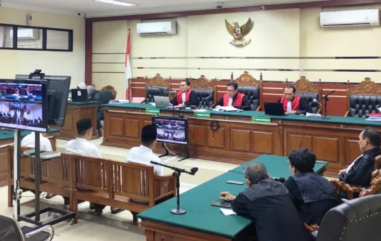 Rekayasa Pengisian 165 Perangkat Desa Tiga Kades Kediri Divonis Beda