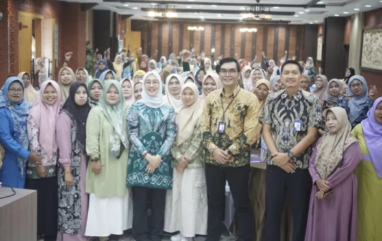 DPR RI dan BRI Edukasi Warga Kediri Cara Berinvestasi Legal