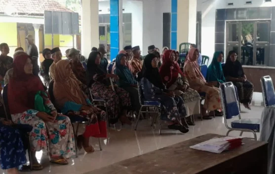 Penyaluran Bantuan PKH Plus Tahap II Disalurkan, Lansia Jadi Prioritas