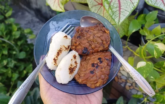 Kuliner Lereng Gunung Merapi 'Jadah tempe' Bertahan Lintas Generasi