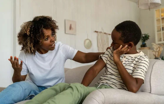 Helicopter Parenting, ketika Orang Tua Mengatur Segala Urusan Anak