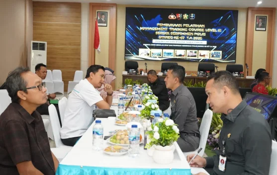Potensi UMKM Lele Kabupaten Kediri Tarik Minat Serdik Sespimmen Polri
