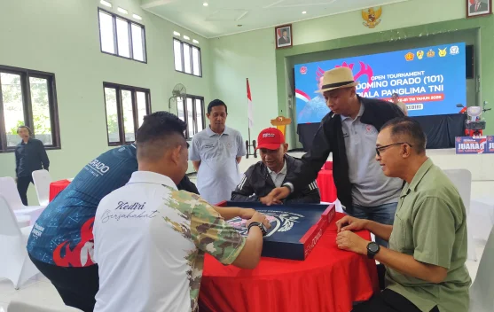 Semarak HUT ke-81 TNI, 64 Klub Domino Adu Strategi di Kediri